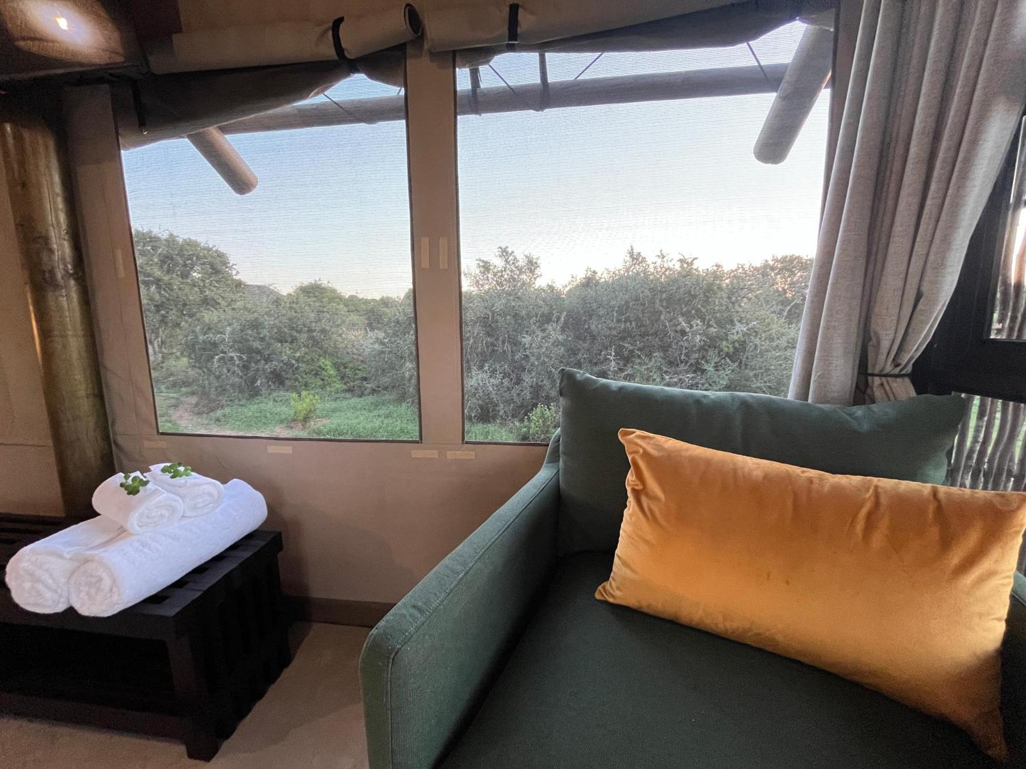 Charihandra Game Lodge *